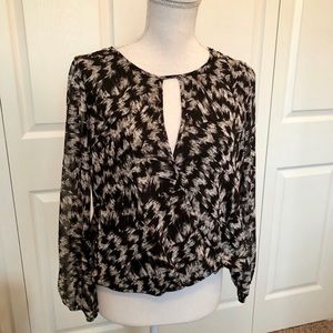 Vince Camuto Top XS